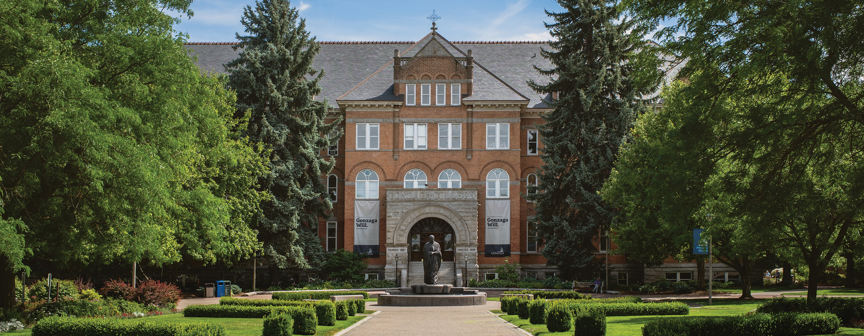 College Hall entrance. (Photo by Zack Berlat)